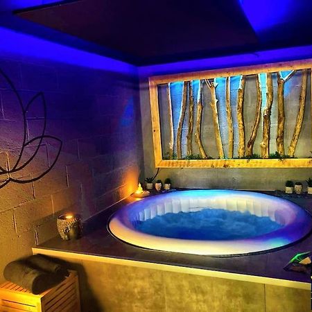 Vip Lounge Appartement Avec Jacuzzi Et Jardin Andenne Exterior foto