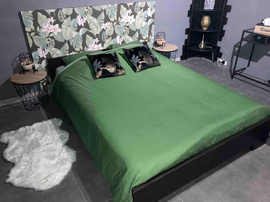 Vip Lounge Appartement Avec Jacuzzi Et Jardin Andenne Exterior foto