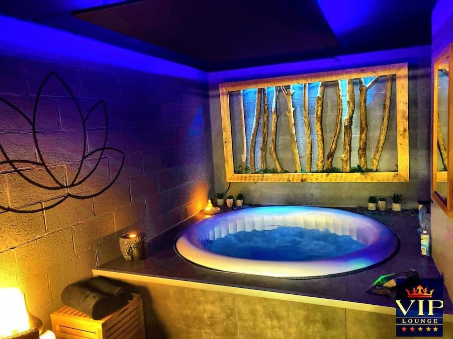 Vip Lounge Appartement Avec Jacuzzi Et Jardin Andenne Exterior foto